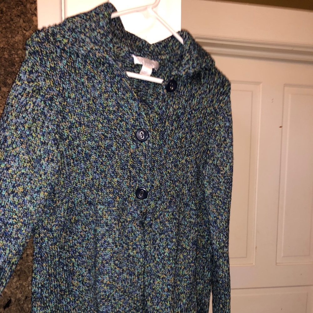 Super cute sweater!!